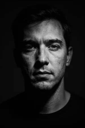 Тренды: Лицом к тьме — ИИ-портрет для фотобудки